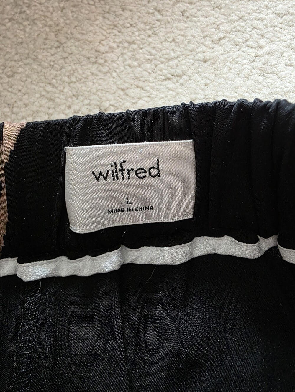 Aritzia Black Floral Wide Leg Crops - Picture 4 of 7